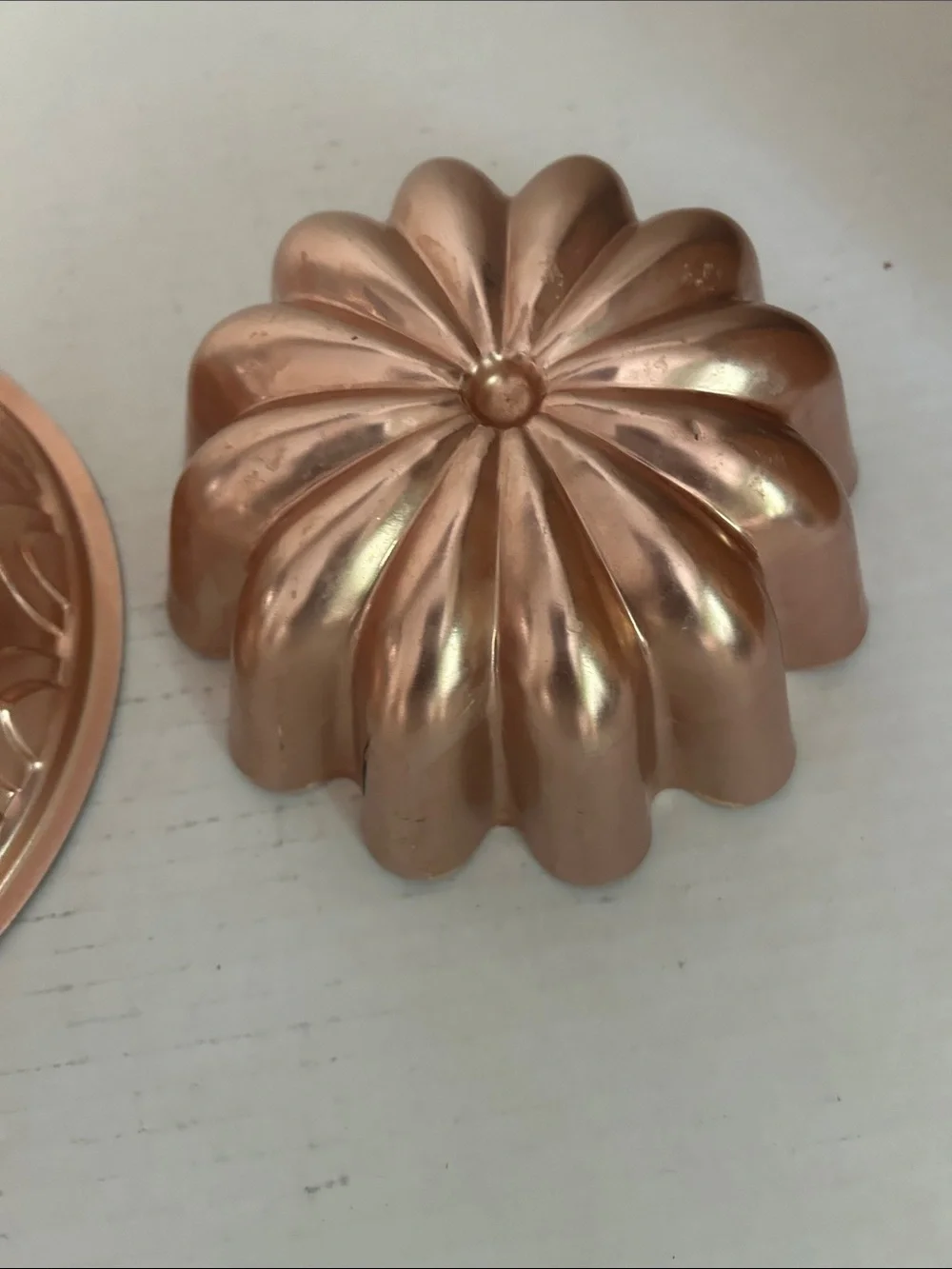 Copper-Colored Bundt and Fluted Cake Pan Set